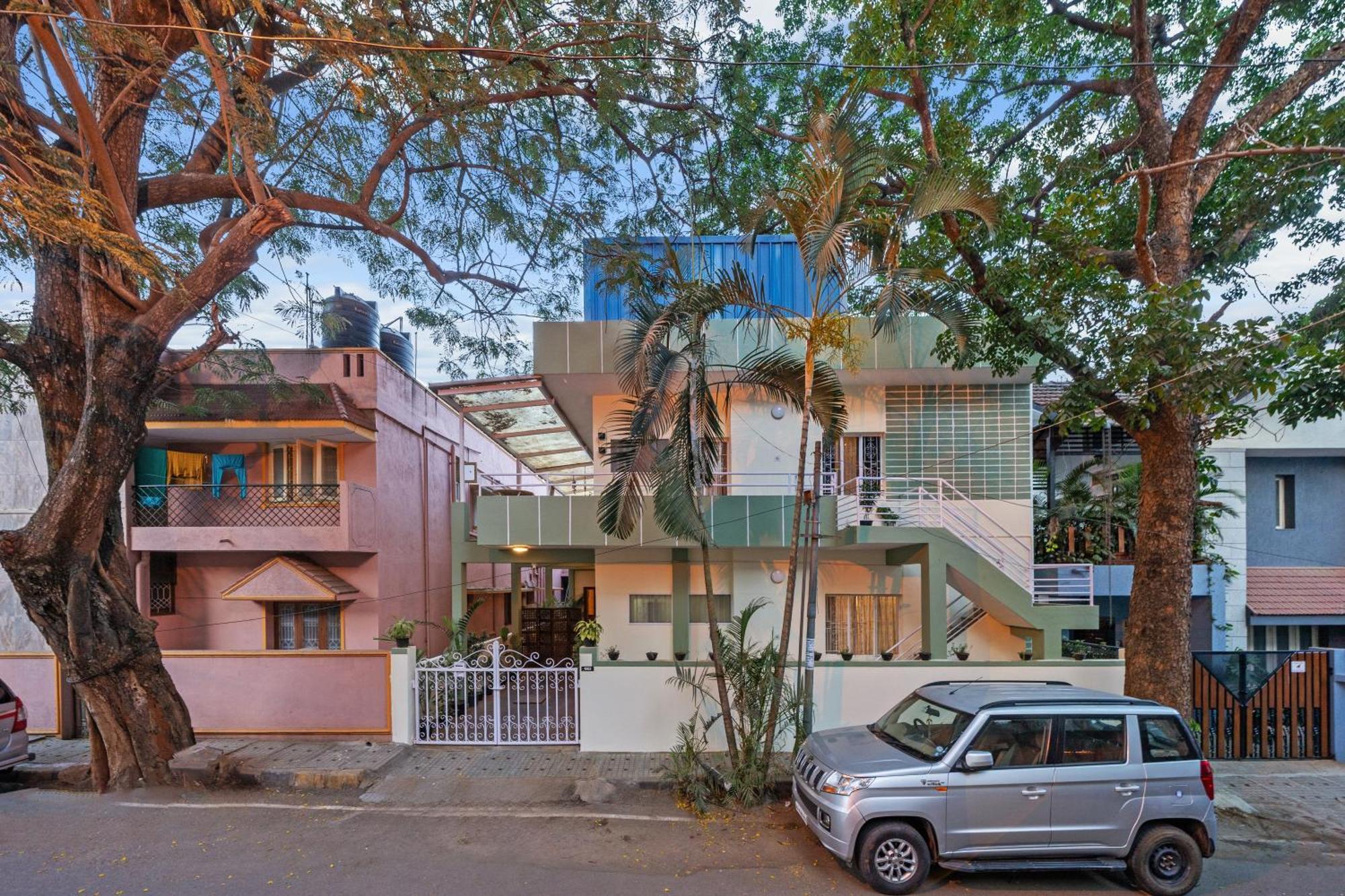 Villa House Of 2 Tress Penthouse Bangalore Exterior foto